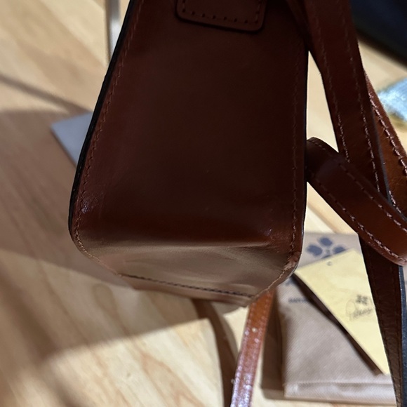 Patricia Nash Tan Leather Messenger Bag - Picture 4 of 7